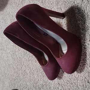 Forever 21 high heel round toe, size 8.5 burgundy